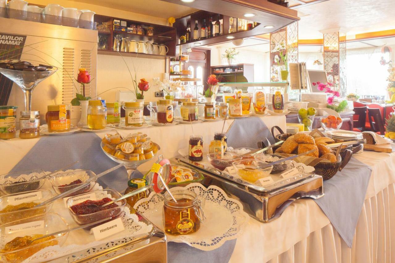 Themen Hotel Terrassen Cafe Bad Münder am Deister Esterno foto